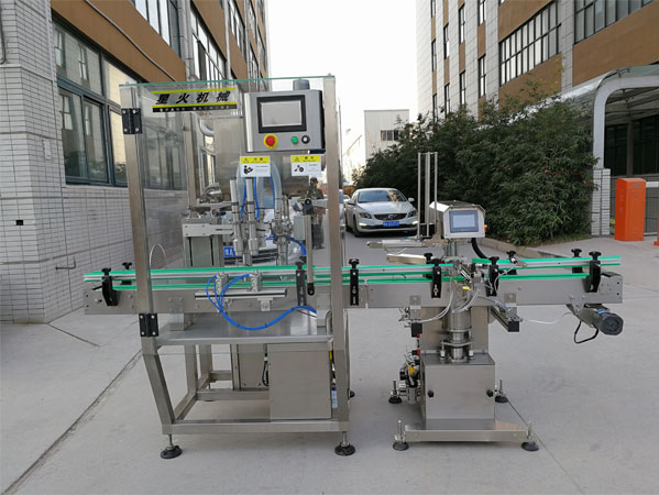 辣椒醬灌裝機-全自動智能化辣椒醬灌裝機生產(chǎn)線車間圖